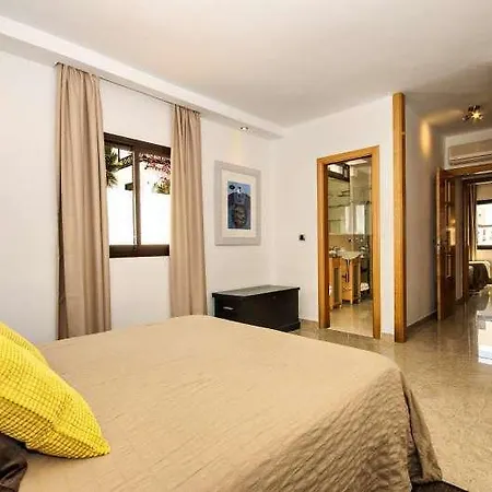 Heryz Villa *